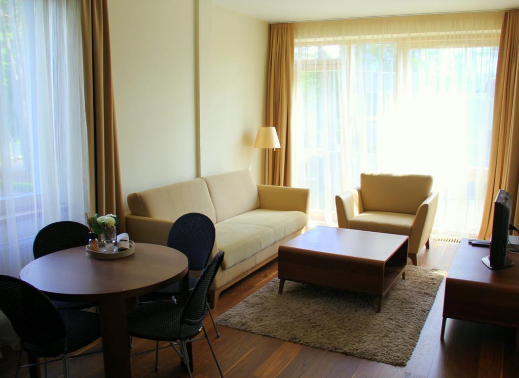 Juros Apartamentai 帕兰加 客房 照片