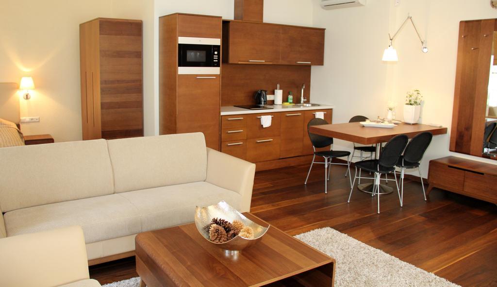 Juros Apartamentai 帕兰加 客房 照片